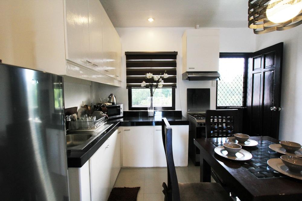 Tagaytay Summer House Тагайтай Экстерьер фото